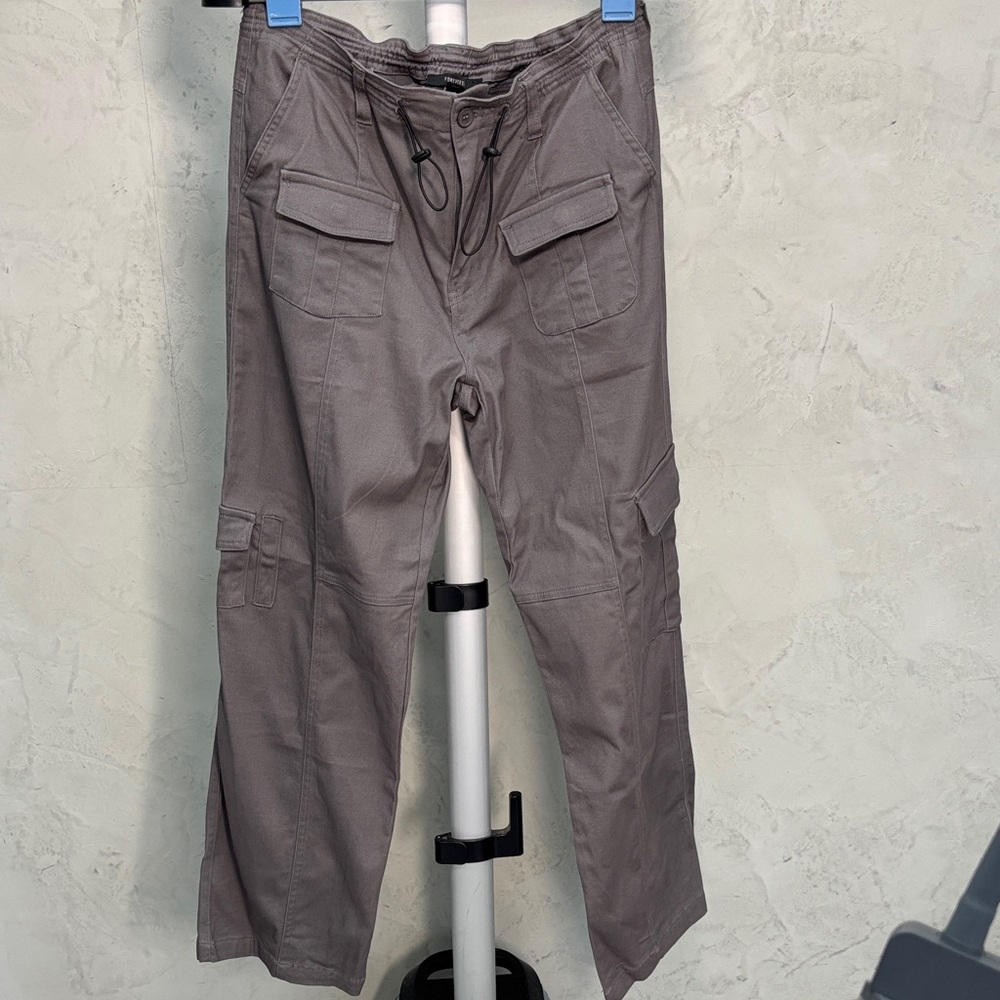 Forever 21 Gray Cargo Joggers
